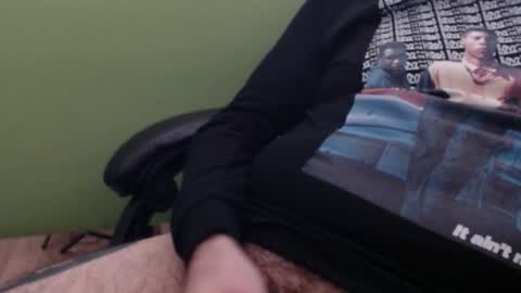 Snapshot of wildealexyz chatting on December 2024 08:11:01 PM WildeAlex online show from December 2024 08:11:01 PM