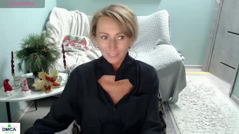 Snapshot of wildelione03 chatting on January 2026 12:18:01 PM Helen online show from January 2026 12:18:01 PM