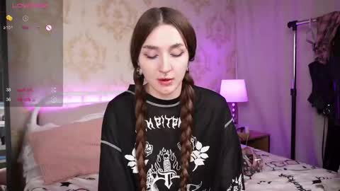 Snapshot of wilder_weinn chatting on December 2025 03:22:01 AM .. alice .. online show from December 2025 03:22:01 AM