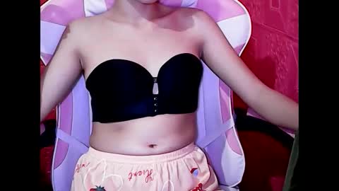 wildhorny_asian online show from March 2025 09:00:01 AM