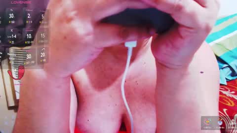 Snapshot of wildhotasianx chatting on February 2025 12:52:02 PM wildhotasianx online show from February 2025 12:52:02 PM