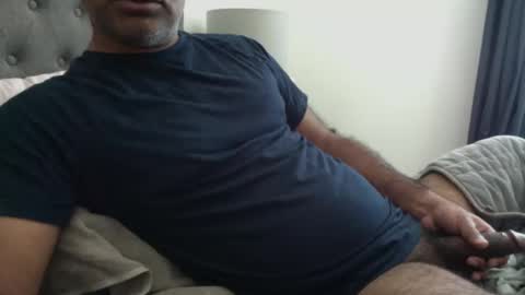 Snapshot of wildhungry chatting on November 2025 06:29:01 PM wildhungry online show from November 2025 06:29:01 PM