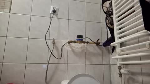 wildmike93 online show from October 2025 03:34:04 PM