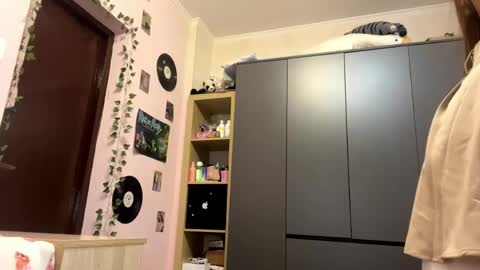 wildpeachh online show from April 2026 04:23:02 PM