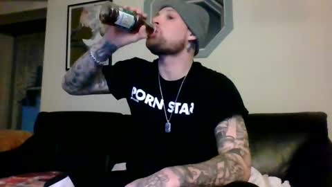 Snapshot of wildrobjr9 chatting on February 2025 06:54:01 AM RobBangz online show from February 2025 06:54:01 AM