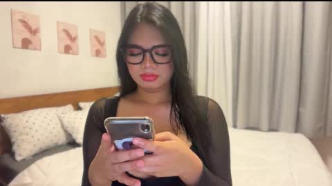 Ms Lucy online show from February 2026 06:13:01 AM