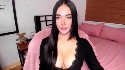 free to ask  online show from December 2025 10:03:01 PM