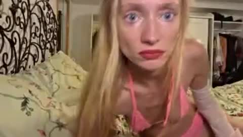Willa Meadows online show from June 2026 06:23:01 PM
