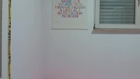 Lilian online show from September 2025 06:57:02 PM