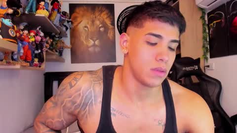 Snapshot of william_dracko9 chatting on December 2025 07:08:02 PM Dracko online show from December 2025 07:08:02 PM