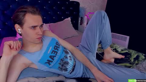 William online show from September 2025 03:12:01 AM