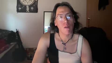 Ville Lohner online show from November 2025 07:07:02 PM