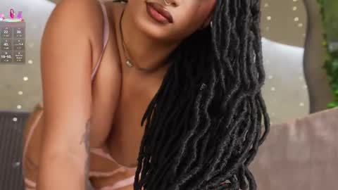 Ms Willow online show from November 2025 02:41:02 PM