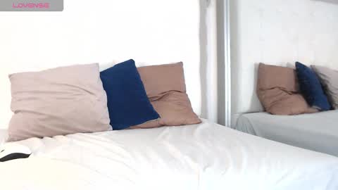 luna online show from December 2025 12:33:02 PM