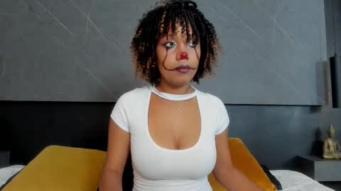 Willow Noir online show from October 2025 08:09:02 PM