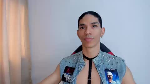 willy_veins online show from March 2025 06:07:01 PM
