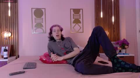 Winchester Hanna online show from February 2026 03:14:02 AM