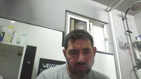 Snapshot of windowpane5 chatting on January 2025 02:14:01 AM windowpane online show from January 2025 02:14:01 AM