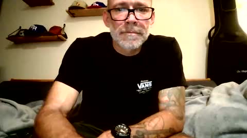 wingnutt765733 online show from February 2026 06:54:01 AM