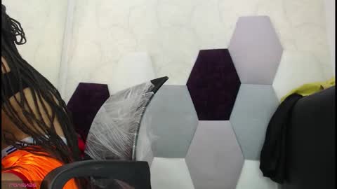 WinnyBarness online show from December 2025 02:53:01 AM