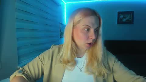 Snapshot of winter_miracle chatting on December 2025 03:31:01 PM Winter Miracle online show from December 2025 03:31:01 PM