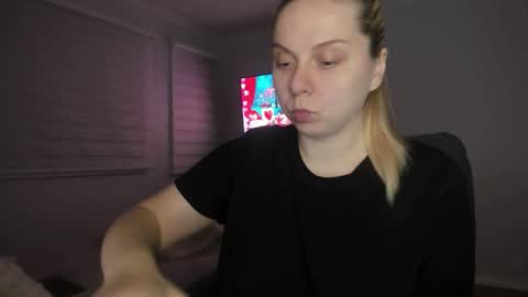 Snapshot of winter_miracle chatting on February 2026 10:10:01 AM Winter Miracle online show from February 2026 10:10:01 AM