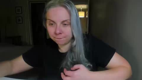 Snapshot of winter_miracle chatting on February 2026 09:01:02 AM Winter Miracle online show from February 2026 09:01:02 AM