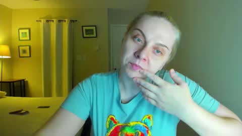 Snapshot of winter_miracle chatting on February 2026 04:20:01 AM Winter Miracle online show from February 2026 04:20:01 AM