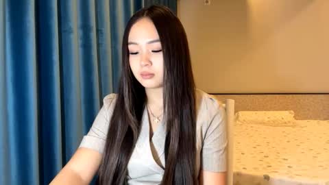 Amina online show from November 2025 02:16:01 PM