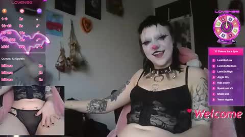 Snapshot of wispytheclown chatting on November 2025 09:14:02 PM Wispy online show from November 2025 09:14:02 PM