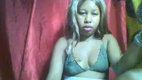 Snapshot of wissinaaa chatting on November 2025 09:09:01 PM wissinaaa online show from November 2025 09:09:01 PM