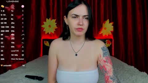 Snapshot of witch_baby_ chatting on November 2025 07:19:02 AM Kira online show from November 2025 07:19:02 AM