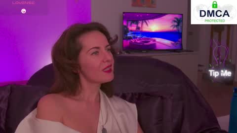 Snapshot of witch_in_silk chatting on September 2025 05:59:02 PM Witch in Silk online show from September 2025 05:59:02 PM