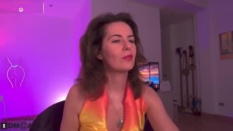 Snapshot of witch_in_silk chatting on November 2025 07:56:02 PM Witch in Silk online show from November 2025 07:56:02 PM