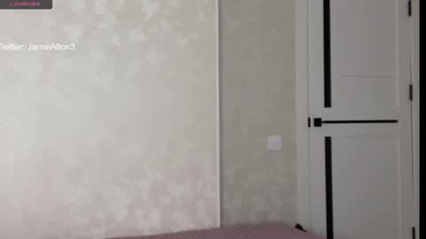 Wlademar online show from November 2025 02:54:02 AM