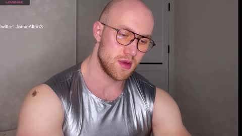 Wlademar online show from December 2025 02:28:01 AM