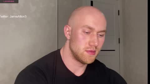 Wlademar online show from December 2025 01:32:02 AM