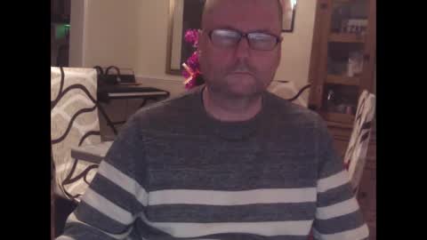 wobble444 online show from June 2026 10:12:02 PM