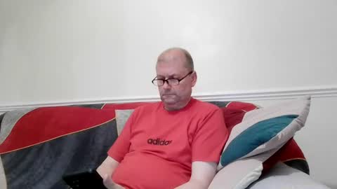 wobble444 online show from July 2026 09:33:02 PM