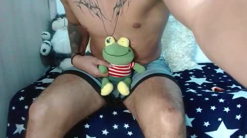 wolf_light online show from January 2026 01:08:02 AM