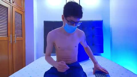 Snapshot of wolfan_sky chatting on January 2025 11:17:01 AM W O L F online show from January 2025 11:17:01 AM