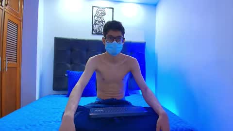 Snapshot of wolfan_sky chatting on January 2025 11:15:02 AM W O L F online show from January 2025 11:15:02 AM