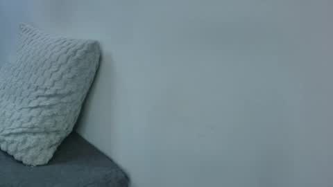 Snapshot of wolfan_sky chatting on March 2025 02:48:02 PM W O L F online show from March 2025 02:48:02 PM