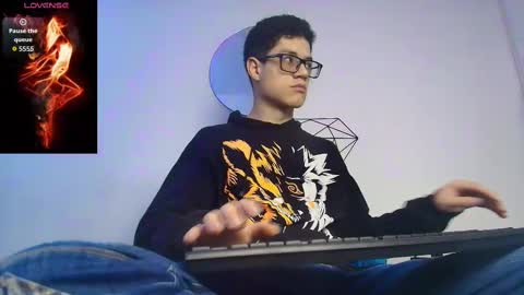 Snapshot of wolfan_sky chatting on September 2025 11:46:02 AM W O L F online show from September 2025 11:46:02 AM