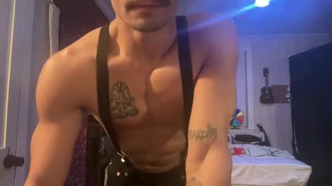 Snapshot of wolfblazer5 chatting on January 2025 10:28:02 AM Wolfblazer online show from January 2025 10:28:02 AM