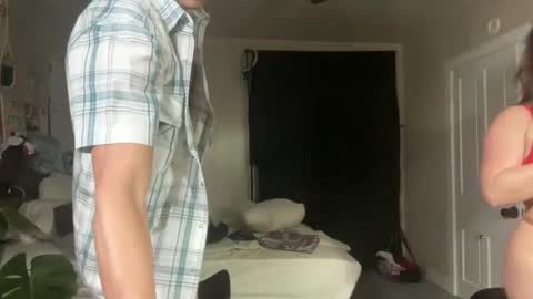 Snapshot of wolfblazer5 chatting on February 2025 11:37:01 PM Wolfblazer online show from February 2025 11:37:01 PM