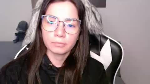 Alex online show from November 2025 02:10:01 AM