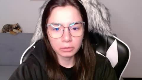 Alex online show from February 2026 02:04:01 AM