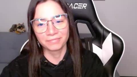 Alex online show from March 2026 01:40:02 AM