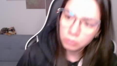 Snapshot of wolfs_daughter chatting on July 2026 02:25:01 AM Alex online show from July 2026 02:25:01 AM